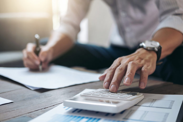 Finanztipps: Wann lohnt es sich, einen Kredit umzuschulden?