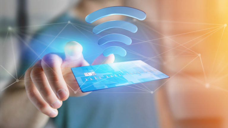 NFC-Kreditkarten: Kontaktloses Bezahlen mit hohem Sicherheitsstandard